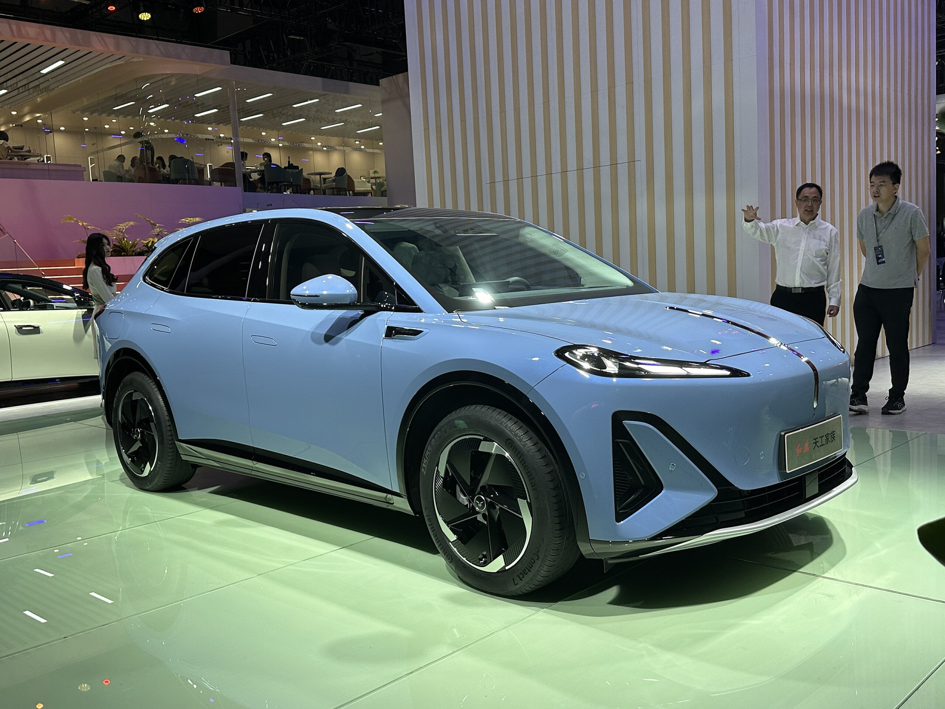 Hongqi zahájila testování baterií s pevným elektrolytem